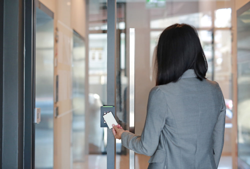 Choosing the best office attendance system